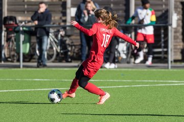 Bild 335 - wCJ Eimsbuettel - VfL Pinneberg : Ergebnis: 6:2